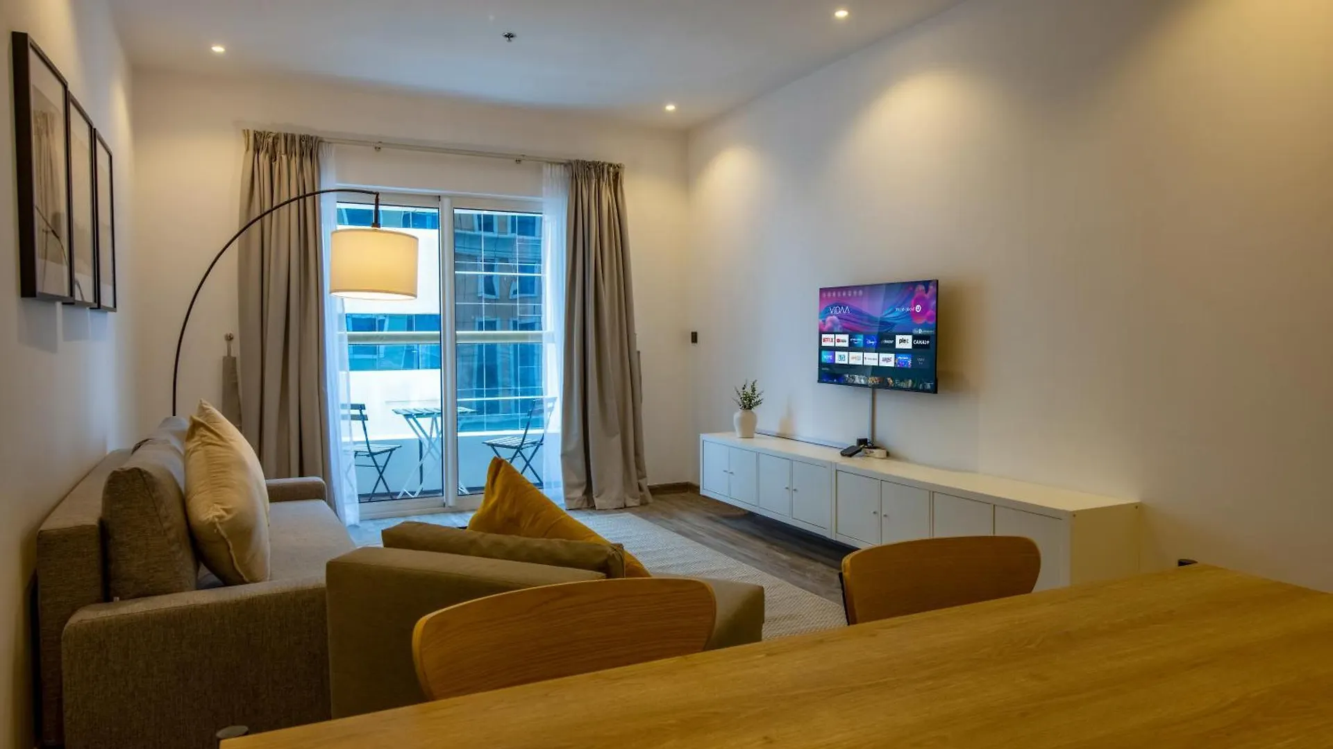 Deluxe - Dubai Marina - 52Floor Apartment