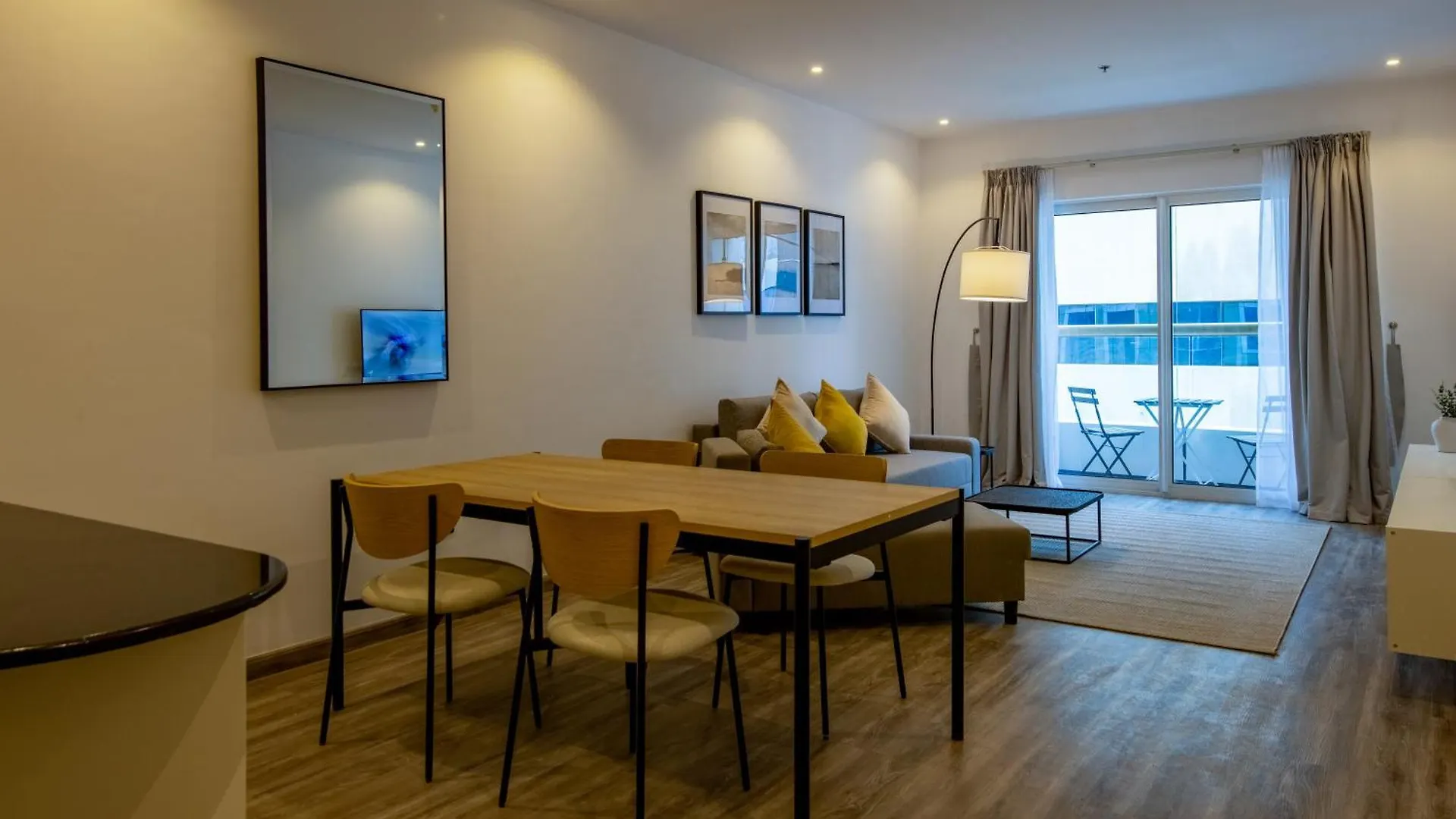 Deluxe - Dubai Marina - 52Floor Apartment